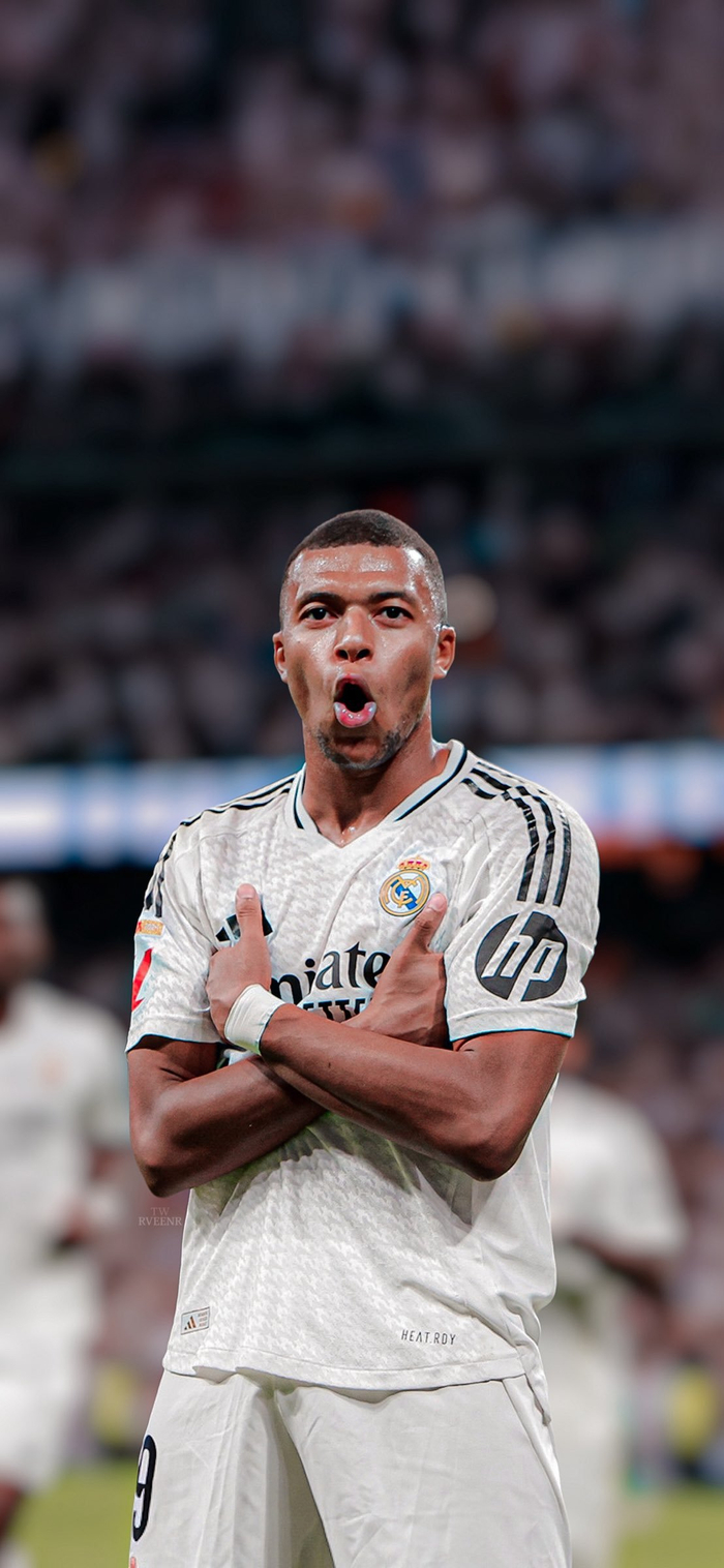 里夫斯：以前我只是双向球员，现在跟詹东相提并论太疯狂了