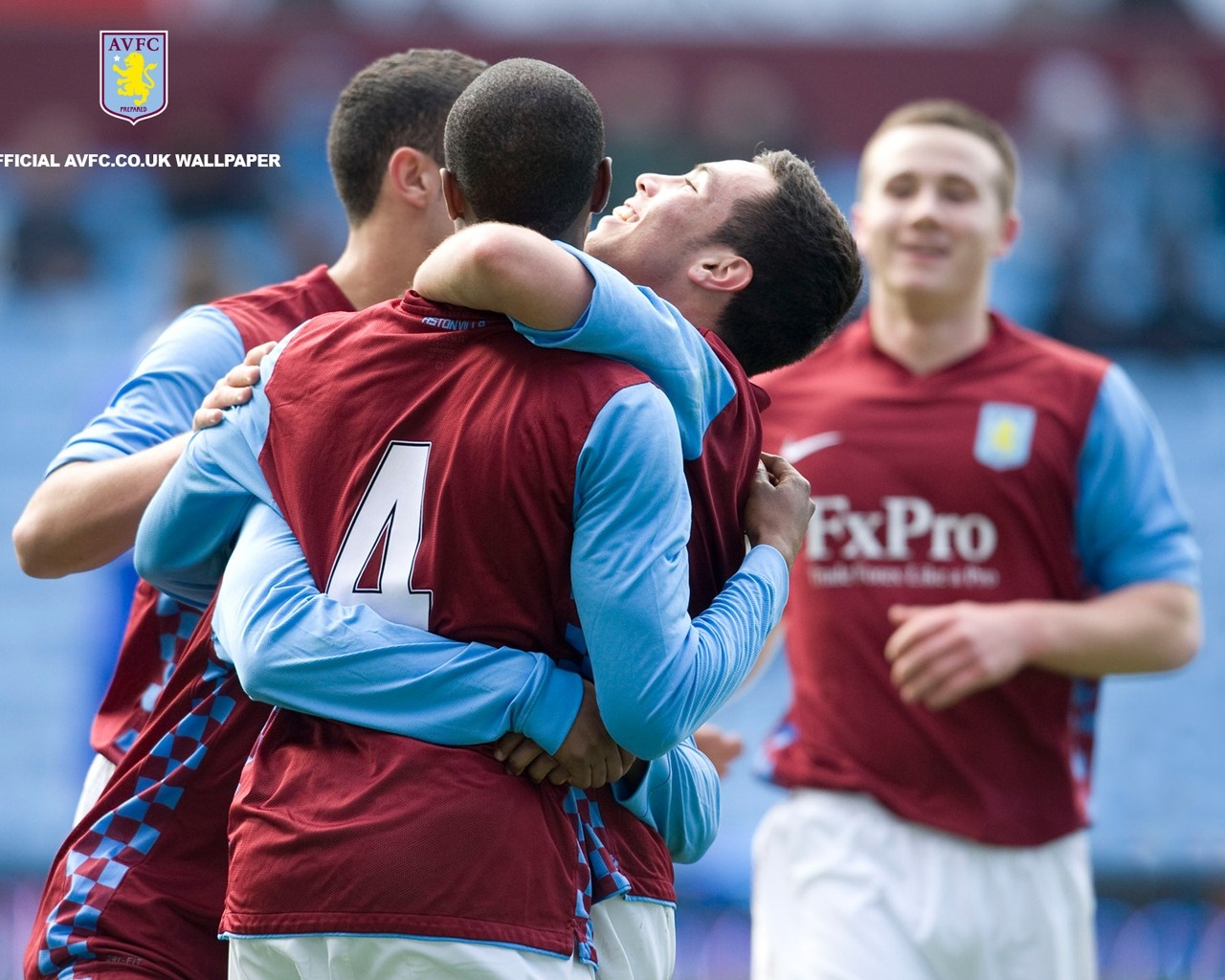 丹麦队防守稳固