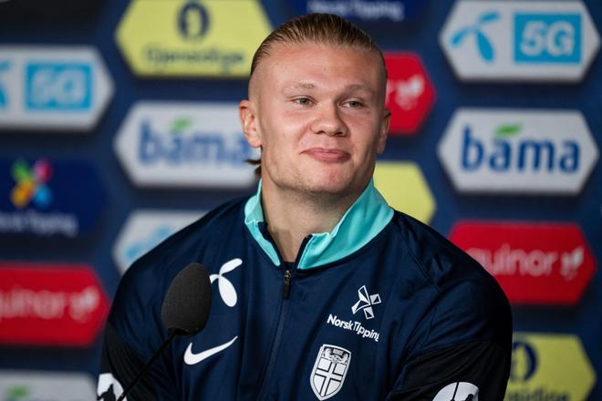 今天是海港足球俱乐部一线队球员武磊的生日，让我们...