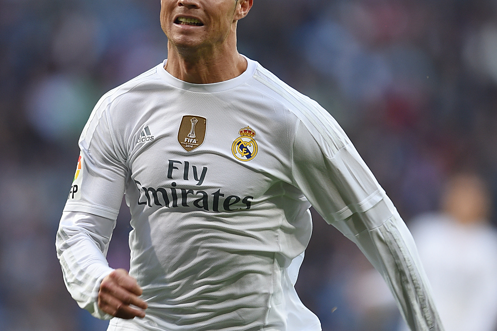 弗拉霍维奇在尤文前20场欧冠打入9球，仅次于C罗和伊瓜因