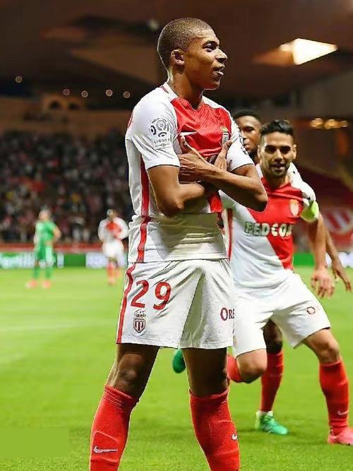 德甲战报：舍弗破门制胜，柏林联合1-0战胜科隆（德甲：舍弗一锤定音，柏林联合1-0力克科隆）