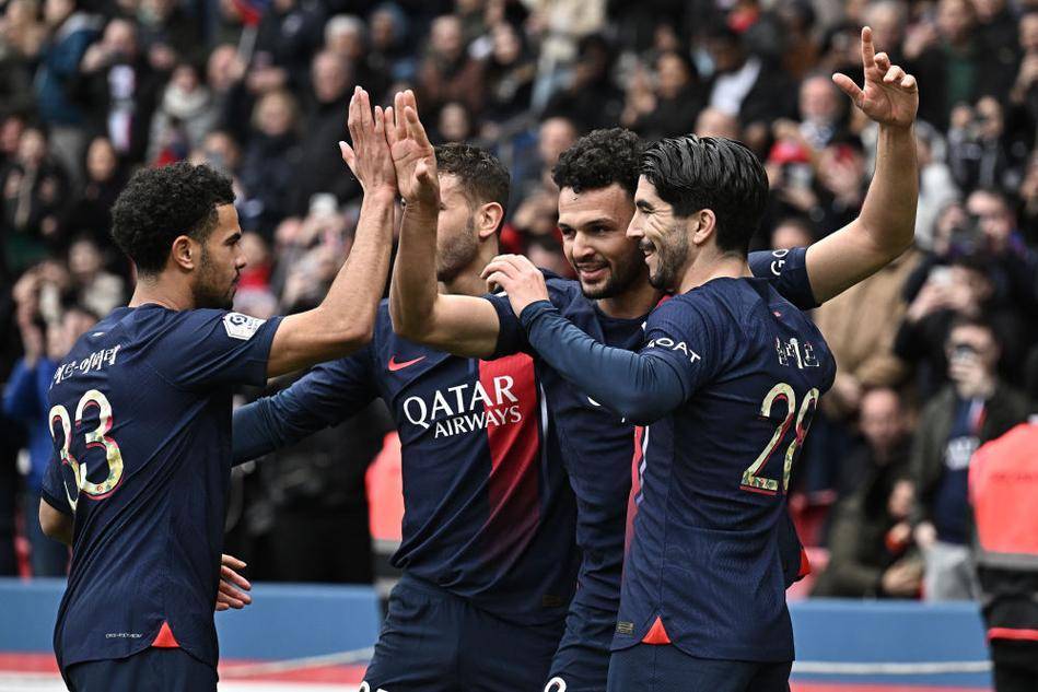 力压贝林、费尔明等4人，莫莱罗蝉联西甲月最佳U23球员（莫莱罗连庄西甲U23月最佳，力压贝林与费尔明等四将）