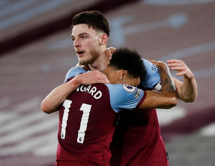 精彩，皇马女足前锋琳达-凯塞多打入一记马拉多纳式进球