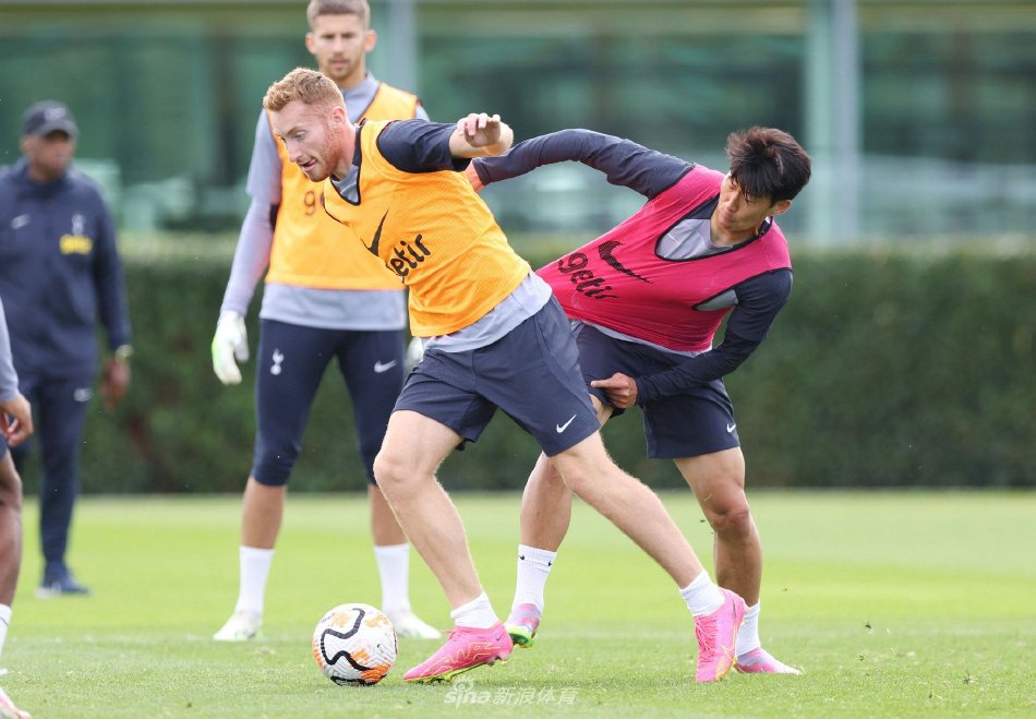 拉菲尼亚：很失望没拿到金球奖，第五名是荣誉但我期望更高