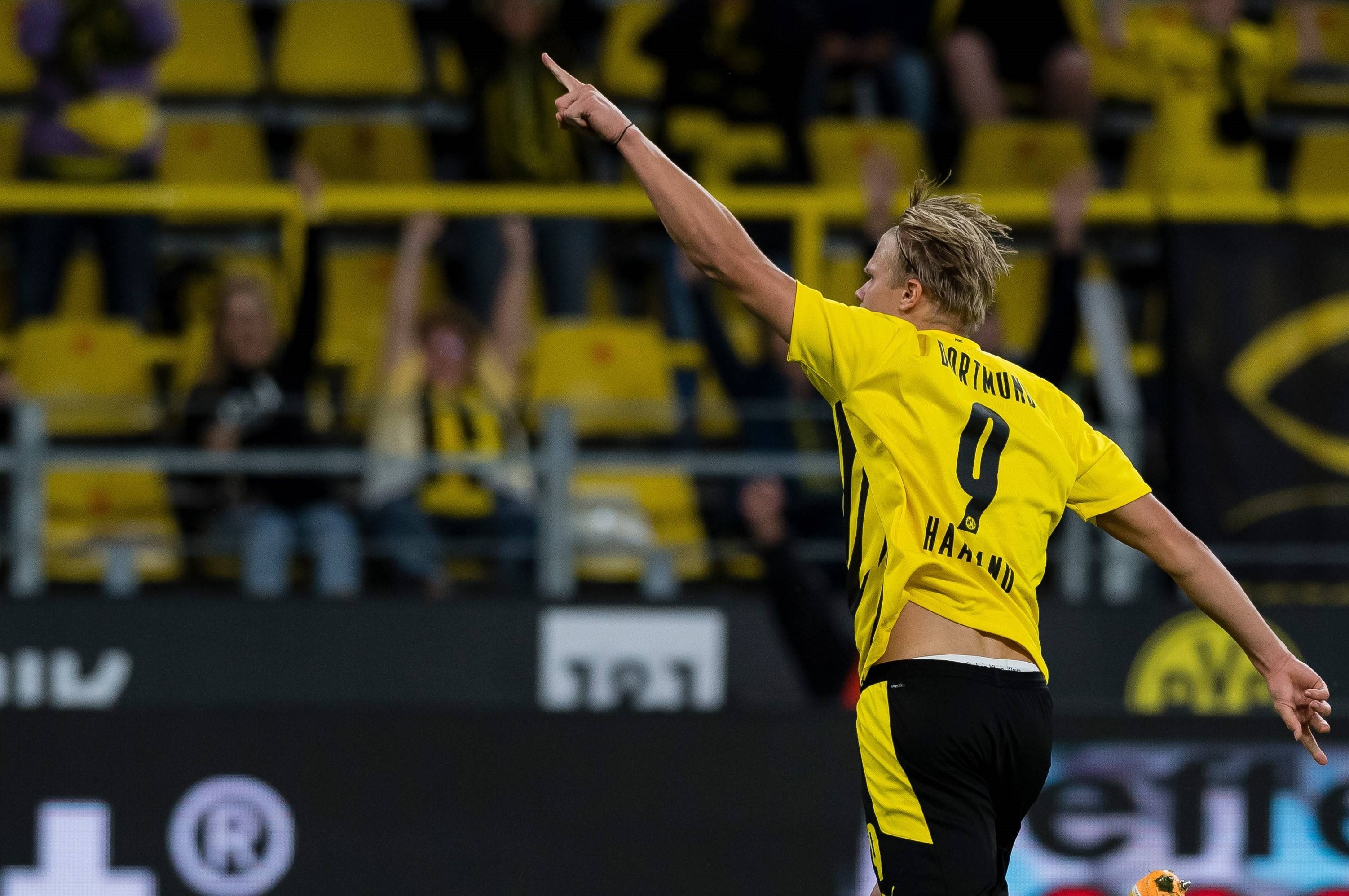 里夫斯14分7助攻＆艾顿10分，湖人半场轰出67分