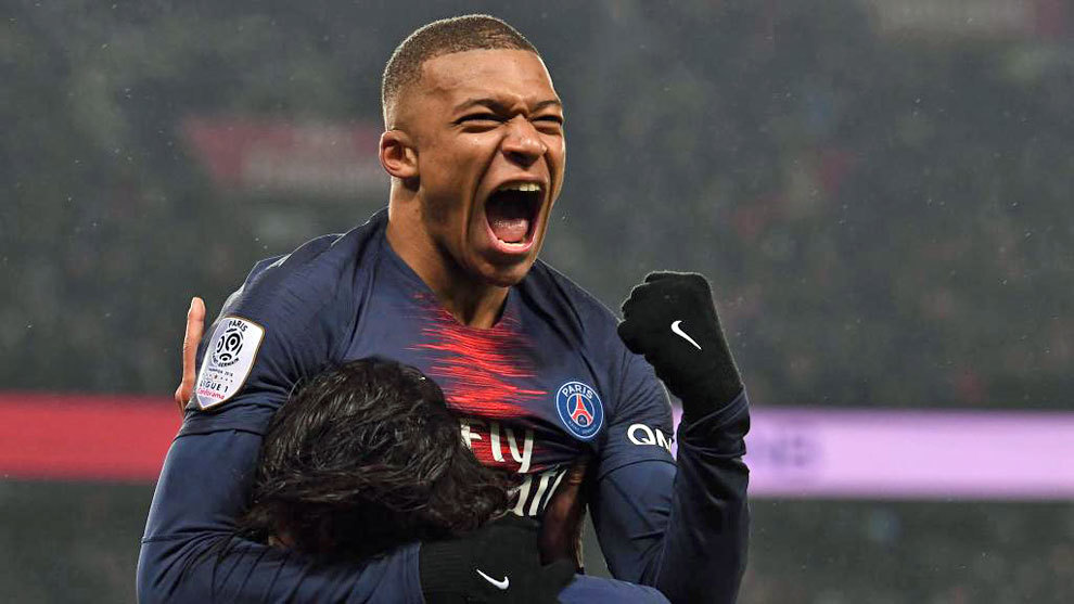 拜仁跟队：凯恩正在全力劝说格伊，希望他能选择加盟拜仁