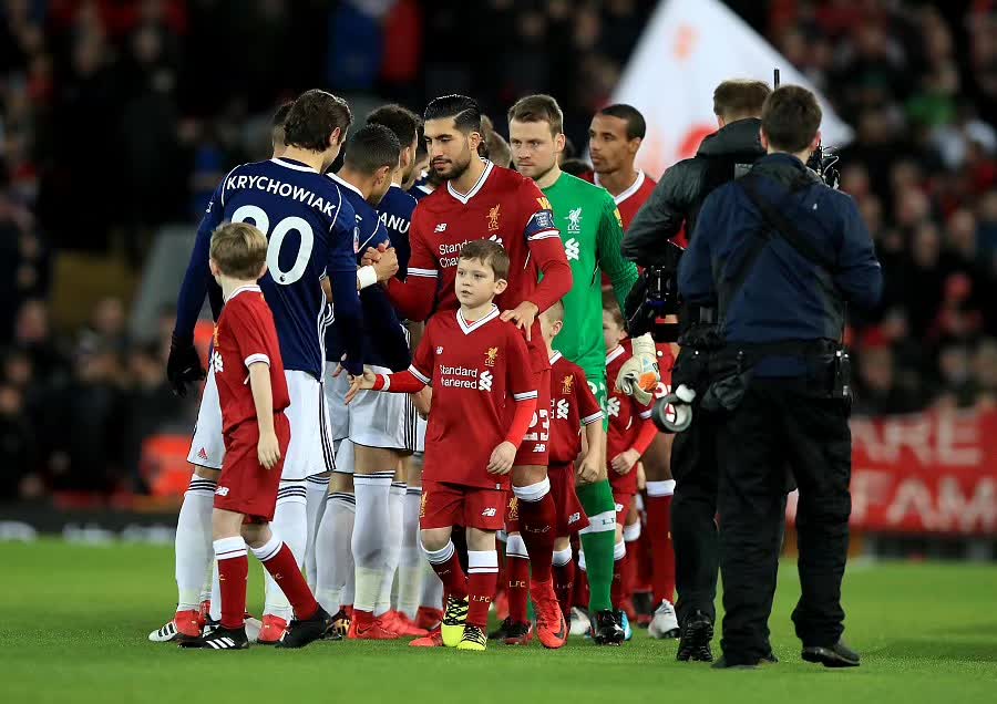 曼晚：曼城伤病潮持续，多库腿伤缺阵罗德里归期未定（曼晚：曼城伤情未缓，多库因腿伤缺席，罗德里复出时间未定）